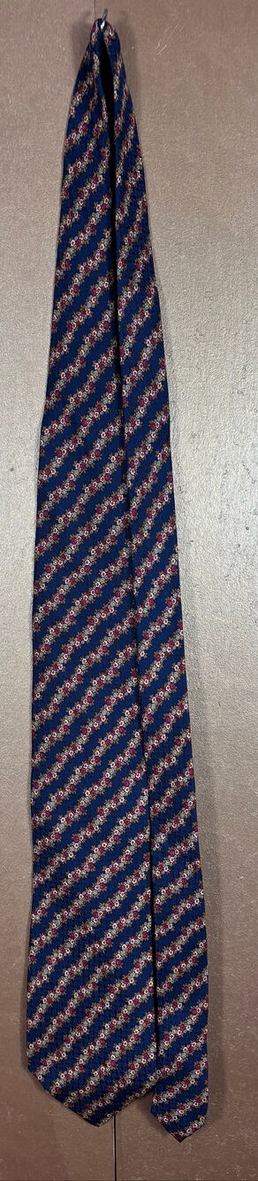 Valentino tie - Picture 2 of 5